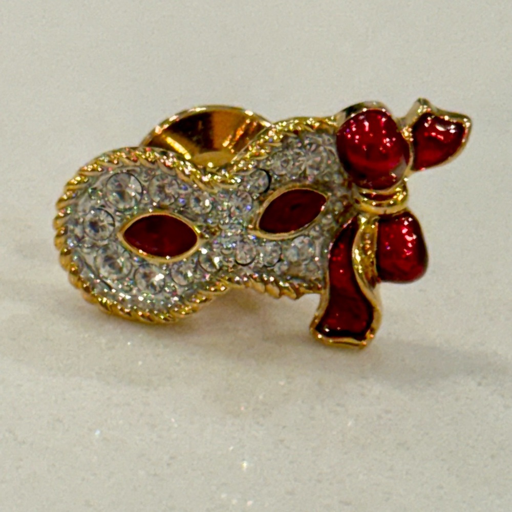 Swarovski Crystal Red Carnival Mask Pin- Excellent Condition